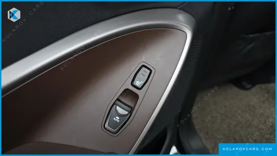 HYUNDAI MAXCRUISE GAS 3.3 2WD