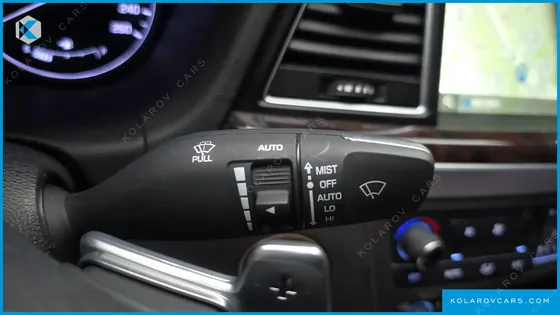 HYUNDAI GENESIS G330 PREMIUM AWD