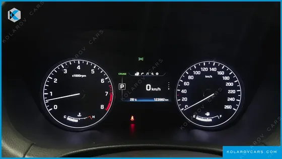 HYUNDAI GENESIS G330 MODERN AWD