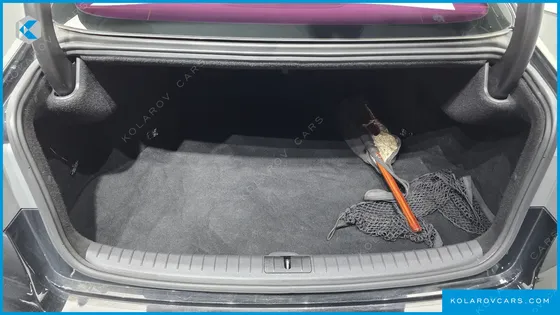 HYUNDAI GENESIS G330 MODERN