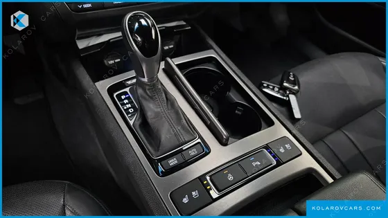 HYUNDAI GENESIS G330 MODERN