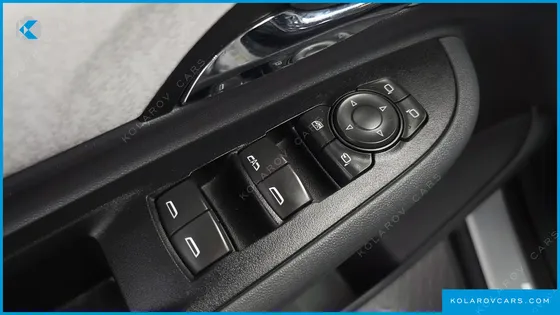 CHEVROLET (GM DAEWOO) BOLT EV EV LT DLX