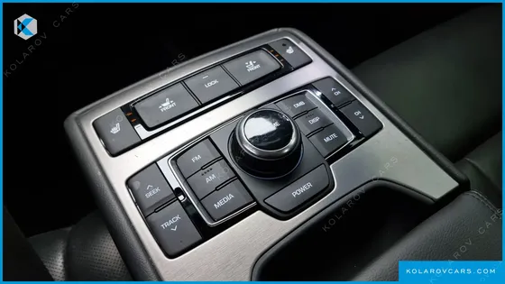 HYUNDAI GENESIS G330 MODERN AWD
