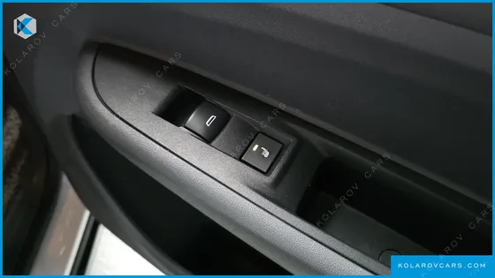 CHEVROLET (GM DAEWOO) BOLT EV EV LT DLX