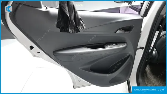 CHEVROLET (GM DAEWOO) BOLT EV EV LT DLX