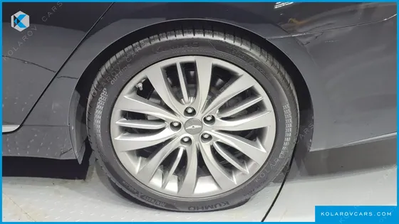 HYUNDAI GENESIS G330 PREMIUM AWD