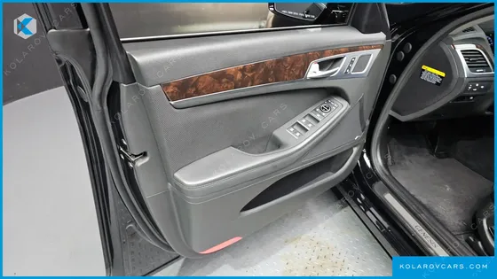 HYUNDAI GENESIS G330 PREMIUM AWD