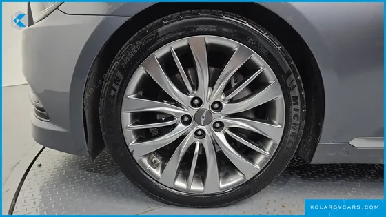 HYUNDAI GENESIS G330 PREMIUM AWD