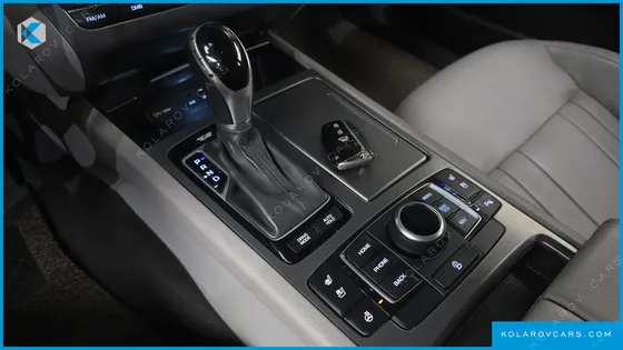 HYUNDAI GENESIS G330 PREMIUM AWD