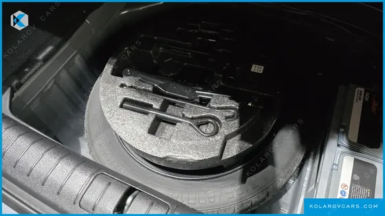 HYUNDAI GENESIS G330 PREMIUM AWD
