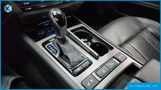 HYUNDAI GENESIS G330 MODERN
