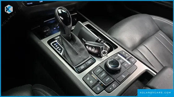 HYUNDAI GENESIS G330 PREMIUM AWD