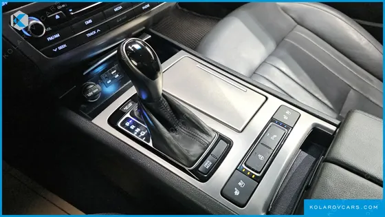 HYUNDAI GENESIS G330 MODERN AWD
