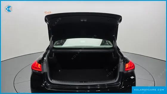 HYUNDAI GENESIS G330 MODERN AWD