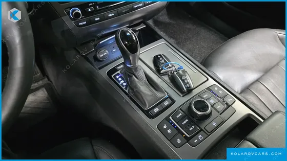 HYUNDAI GENESIS G330 PREMIUM AWD