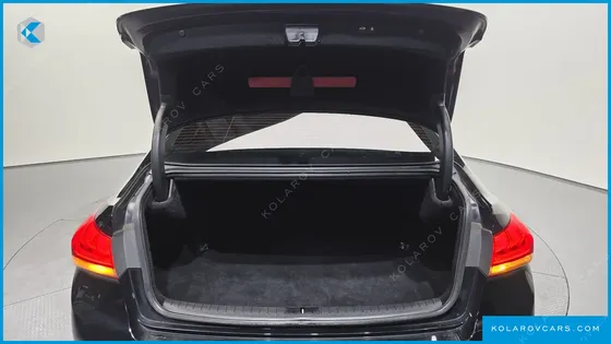 HYUNDAI GENESIS G330 PREMIUM AWD