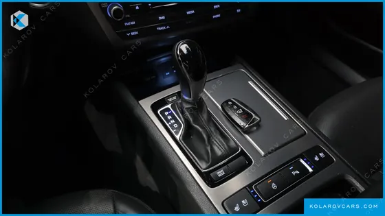 HYUNDAI GENESIS G330 MODERN AWD
