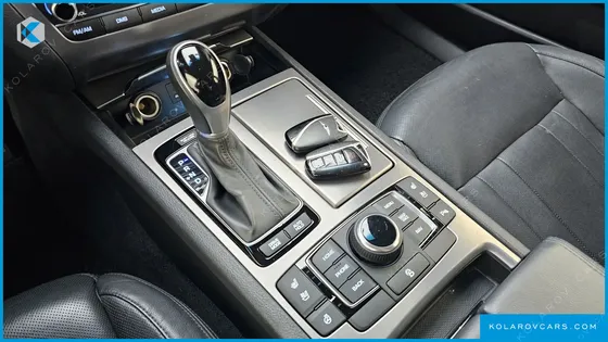 HYUNDAI GENESIS G330 PREMIUM AWD