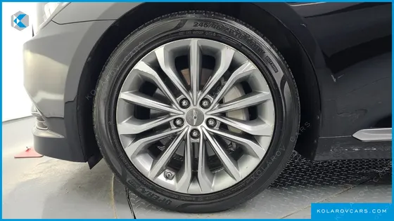 HYUNDAI GENESIS G330 PREMIUM AWD