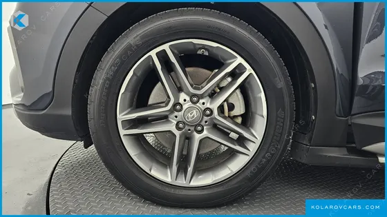 HYUNDAI MAXCRUISE GAS 3.3 4WD