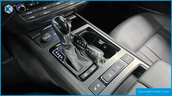 HYUNDAI GENESIS G330 MODERN