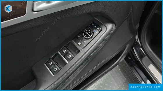 HYUNDAI GENESIS G330 MODERN