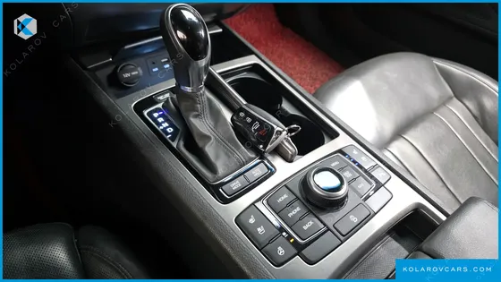 HYUNDAI GENESIS G330 PREMIUM AWD