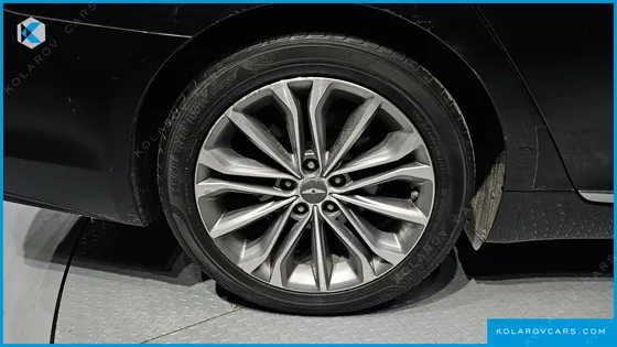 HYUNDAI GENESIS G330 PREMIUM AWD