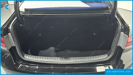 HYUNDAI GENESIS G330 MODERN AWD