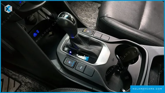 HYUNDAI MAXCRUISE GAS 3.3 4WD