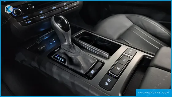 HYUNDAI GENESIS G330 MODERN