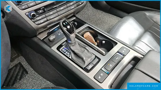 HYUNDAI GENESIS G330 MODERN