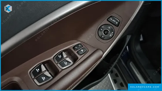 HYUNDAI MAXCRUISE GAS 3.3 4WD