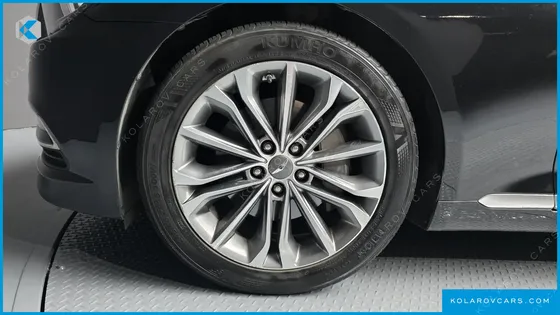 HYUNDAI GENESIS G330 PREMIUM AWD