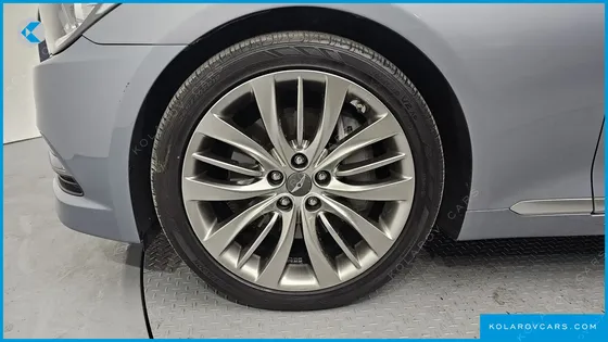 HYUNDAI GENESIS G330 PREMIUM AWD