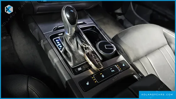HYUNDAI GENESIS G330 MODERN
