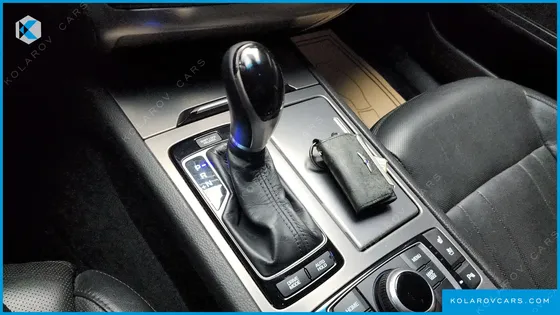 HYUNDAI GENESIS G330 PREMIUM AWD