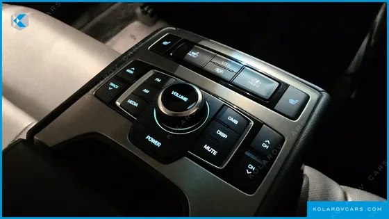 HYUNDAI GENESIS G330 PREMIUM AWD