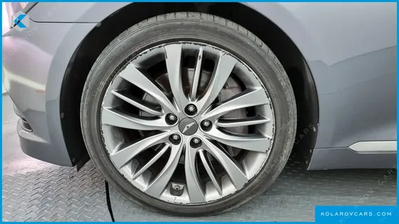 HYUNDAI GENESIS G330 PREMIUM AWD