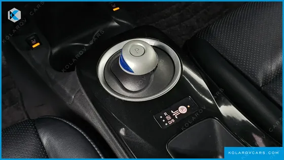 NISSAN LEAF EV