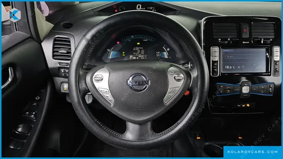 NISSAN LEAF EV