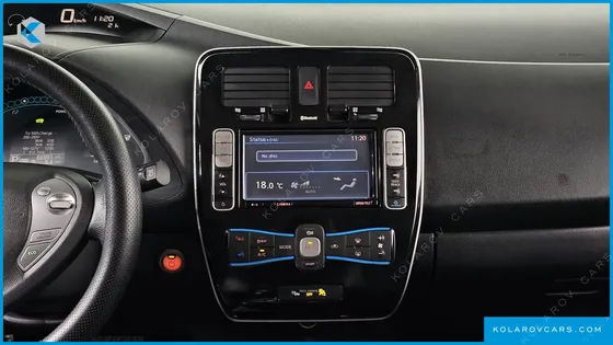 NISSAN LEAF EV