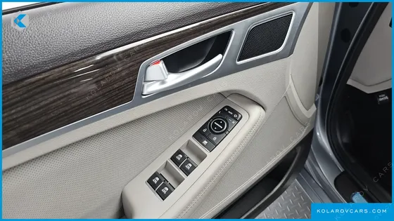 HYUNDAI GENESIS G330 MODERN AWD