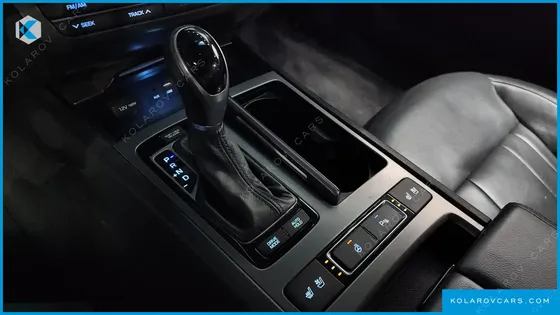 HYUNDAI GENESIS G330 MODERN