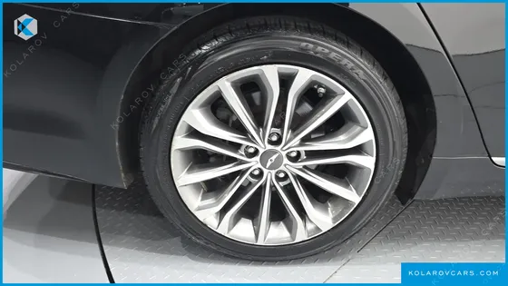 HYUNDAI GENESIS G330 PREMIUM AWD