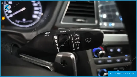 HYUNDAI GENESIS G330 PREMIUM AWD