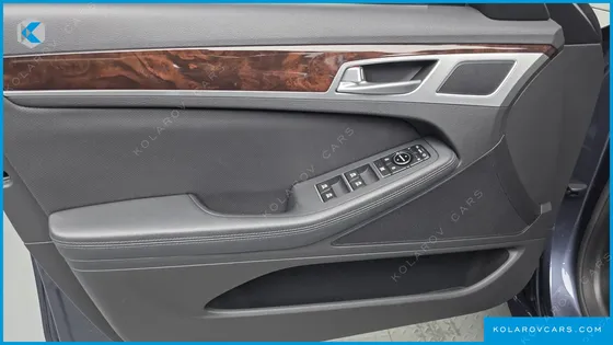 HYUNDAI GENESIS G330 MODERN AWD