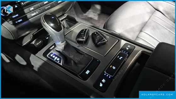 HYUNDAI GENESIS G330 MODERN AWD