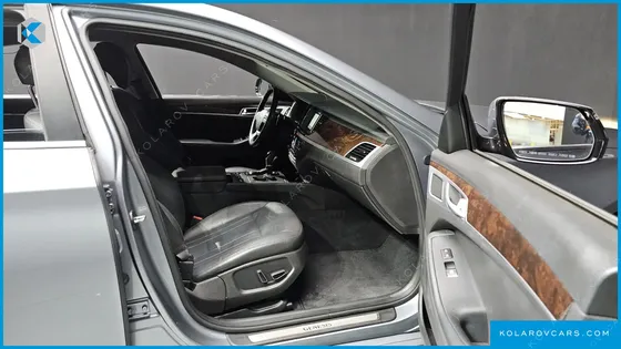 HYUNDAI GENESIS G330 MODERN AWD