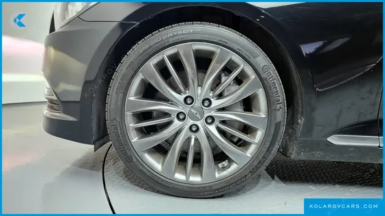 HYUNDAI GENESIS G330 PREMIUM AWD